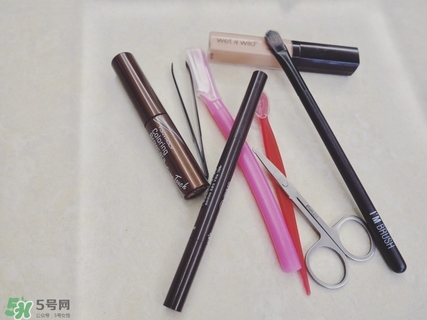 新手怎樣修眉畫眉 新手如何學(xué)會修眉畫眉 新手怎樣修眉畫眉 新手如何學(xué)會修眉畫眉