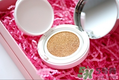 倩碧輕透冰氣墊bb霜好用嗎?倩碧冰氣墊bb怎么樣? 倩碧輕透冰氣墊bb霜好用嗎?倩碧冰氣墊bb怎么樣?