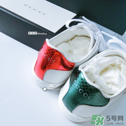 gucci小白鞋偏碼嗎？古馳小白鞋尺碼偏大嗎？