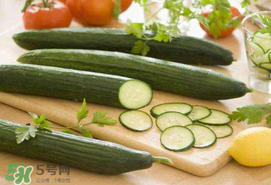 楊梅和黃瓜可以一起吃嗎？吃完楊梅可以吃黃瓜嗎？