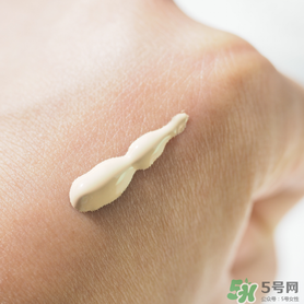 妙巴黎果然色號(hào) 妙巴黎果然粉底液色號(hào)試色