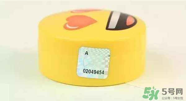 悅詩(shī)風(fēng)吟表情包散粉多少錢(qián)？悅詩(shī)風(fēng)吟表情包散粉專(zhuān)柜價(jià)