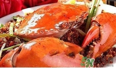 吃螃蟹可以喝可樂嗎？吃螃蟹能喝白酒嗎？