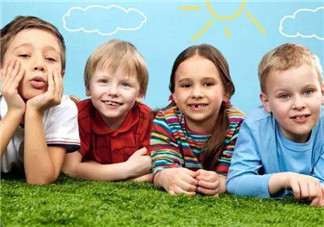 孩子不自信怎么辦？怎樣讓孩子自信大膽？