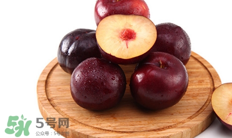 黑布林帶皮能吃嗎？黑布林可以帶皮吃嗎