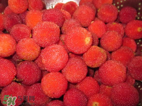 泡楊梅酒用多少度的酒？楊梅酒用多少度的白酒？