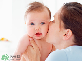 喜寶杏仁油怎么樣？喜寶杏仁按摩油怎么用？