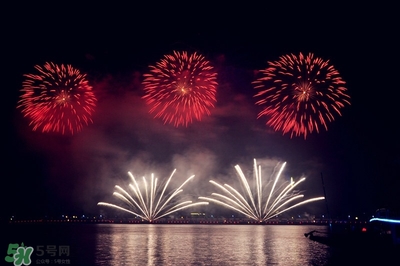 7月份去長(zhǎng)沙穿什么？七月份去長(zhǎng)沙穿什么衣服