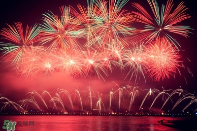 7月份去長(zhǎng)沙穿什么？七月份去長(zhǎng)沙穿什么衣服