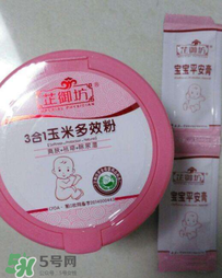 爽身粉可以擦臉上嗎？臉上可不可以涂爽身粉？