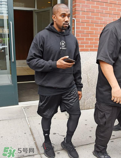 adidas yeezy 350 v2反轉(zhuǎn)奧利奧配色諜照曝光好看嗎？