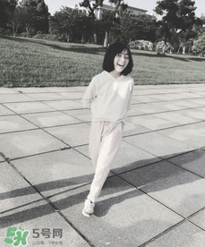 小蘋果安琪兒微博 小蘋果安琪兒照片 小蘋果安琪兒微博 小蘋果安琪兒照片