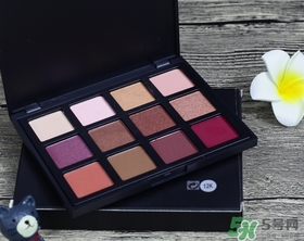 ismine伊姿蔓是什么牌子？伊姿蔓眼影色號試色