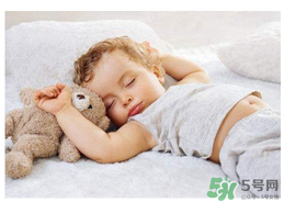 夏天寶寶發(fā)燒能開空調(diào)嗎？寶寶發(fā)燒能不能吹空調(diào)？