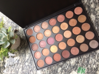 ismine伊姿蔓是什么牌子？伊姿蔓眼影色號試色