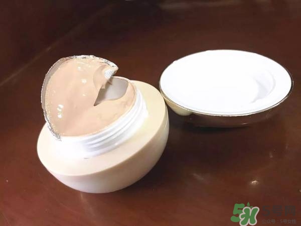 郁美凈粉底霜怎么樣？郁美凈粉底霜色號(hào)試色