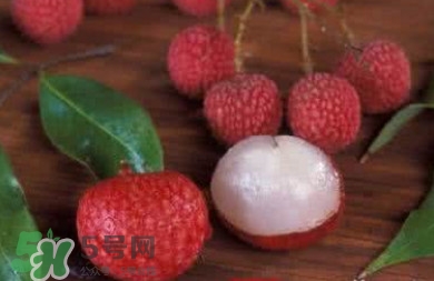 荔枝泡福爾馬林保鮮？如何鑒別用福爾馬林泡過(guò)的荔枝