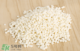 美林菊花晶可以和奶粉一起喝嗎？美林菊花晶可以加在奶里嗎？