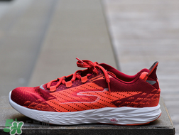 skechers go run 5怎么樣？斯凱奇跑鞋開箱測評