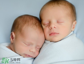 早產(chǎn)兒奶粉吃到什么時候？早產(chǎn)兒奶粉吃多久？