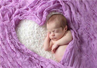 早產(chǎn)兒奶粉有必要嗎？早產(chǎn)兒可以吃普通奶粉嗎？