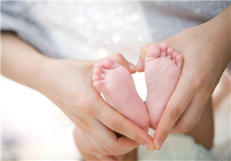 早產(chǎn)兒智力低下的表現(xiàn)是怎樣的？早產(chǎn)兒智力會低下嗎？