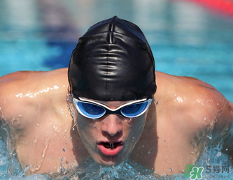 幾月份適合游泳？幾月份可以游泳？