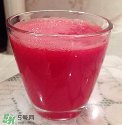 榨西瓜汁要加水嗎？榨西瓜汁要加多少水？