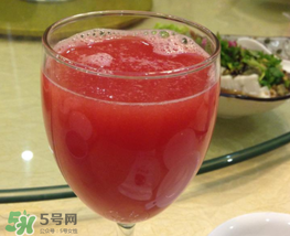 西瓜汁有沉淀還能喝嗎？西瓜汁怎么榨不會沉淀？