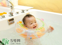 寶寶能用艾葉水洗澡嗎？嬰兒能用艾葉水洗澡嗎？