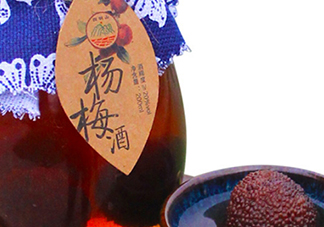 楊梅酒放糖好還是不放糖好？楊梅酒放什么糖好？