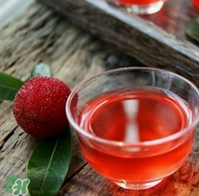 楊梅酒和青梅酒哪個(gè)好喝？楊梅酒和青梅酒區(qū)別