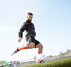 puma one足球鞋怎么樣？彪馬首款足球鞋測評