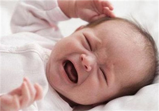 寶寶睡覺突然大哭是什么原因？寶寶睡覺大哭正常嗎？