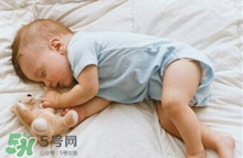 嬰兒床上用品有哪些？嬰兒床上用品需要準備什么？