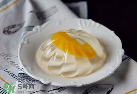 黃桃和牛奶能一起吃嗎？黃桃加牛奶什么味道？