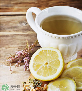 喝茶能吃杏嗎？喝茶可以吃杏嗎？