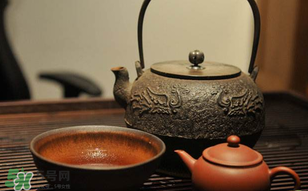 喝茶能吃杏嗎？喝茶可以吃杏嗎？