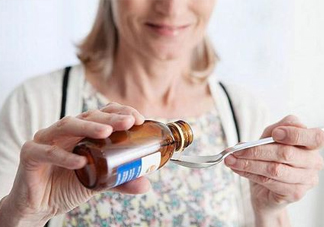 感冒藥和消炎藥能一起吃嗎？感冒藥吃多了會怎樣