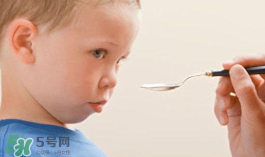 感冒藥和咳嗽藥能一起吃嗎？咳嗽藥可以和感冒藥一起吃嗎