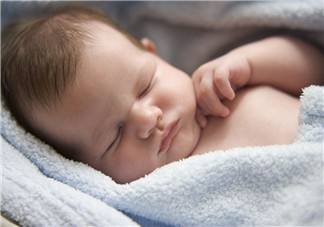 嬰兒床上用品有哪些？嬰兒床上用品需要準(zhǔn)備什么？