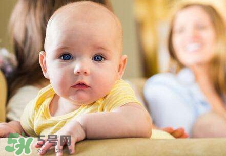 感冒藥可以放在奶粉一起喝嗎？感冒藥能和奶粉一起喝嗎