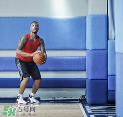 adidas dame3阿迪達(dá)斯利拉德三代獨立日配色多少錢？