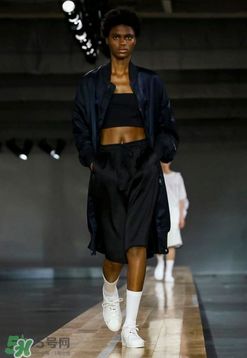 Y-32018春夏系列服裝怎么樣_好看嗎_款式有哪些？