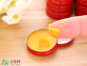 清涼油能治扁平疣嗎？清涼油可以治扁平疣嗎？