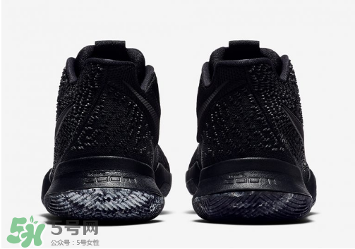 nike kyrie 3 triple black多少錢(qián)？耐克歐文3代純黑配色專(zhuān)柜價(jià)格
