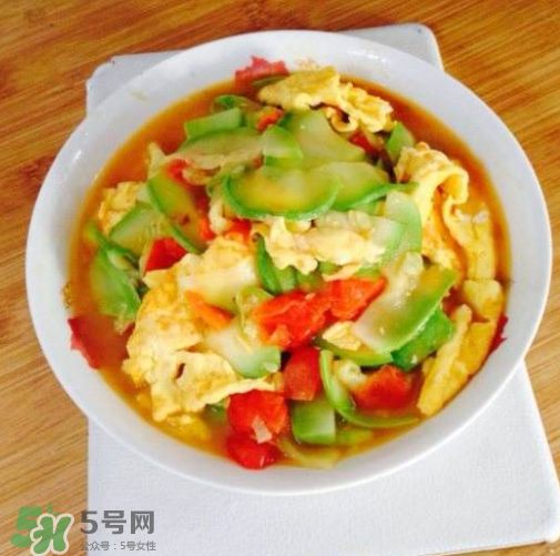 角瓜和西紅柿能一起吃嗎？西紅柿炒角瓜怎么做好吃？