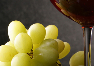 無籽葡萄是打避孕藥的嗎？無籽葡萄對人體有害嗎？