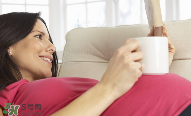 安滿和惠氏孕婦奶粉哪個好？安滿和惠氏孕婦奶粉的區(qū)別