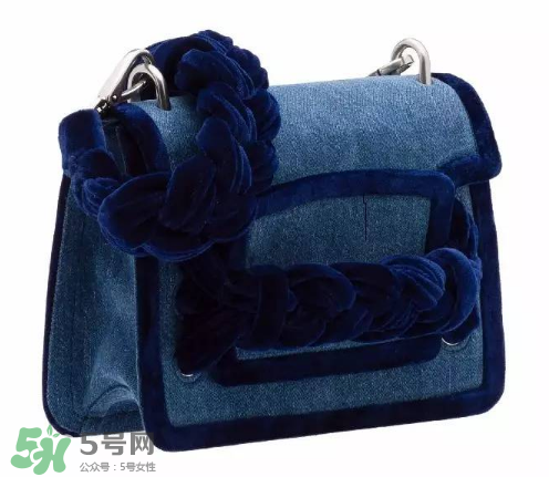 miumiu2017新款包包有哪幾個(gè)系列？miumiu新款包包介紹